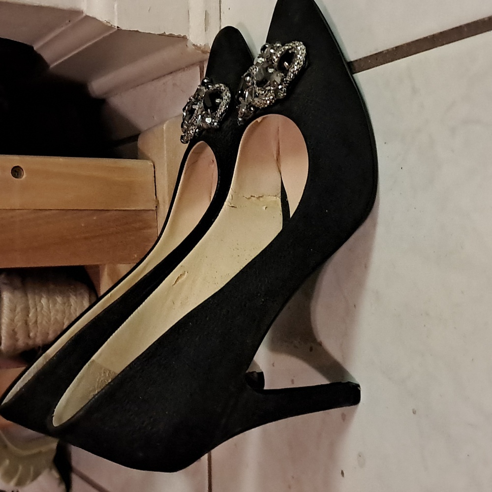 Nine West Heels Women's 7.5 Black Leather Rhinestones Elegant Formal Evening
